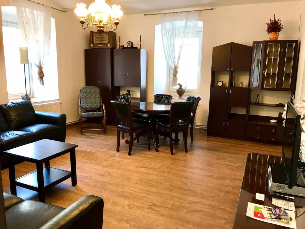 Penzion Mlynicky Dvur Cervena Voda Exterior photo